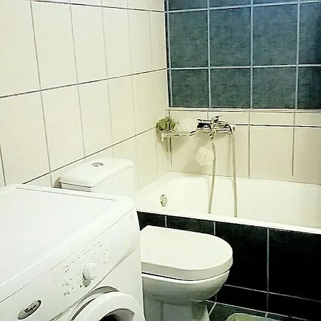 Μεζονέτα 5 υπνοδωμάτια, πλήρως εξοπλισμένη και με φορτιστή ηλεκτρικού αυτοκινήτου *