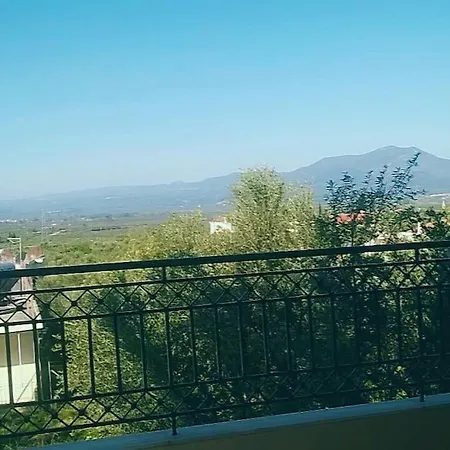 Villa Μεζονέτα 5 υπνοδωμάτια, πλήρως εξοπλισμένη και με φορτιστή ηλεκτρικού αυτοκινήτου