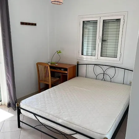 Villa Μεζονέτα 5 υπνοδωμάτια, πλήρως εξοπλισμένη και με φορτιστή ηλεκτρικού αυτοκινήτου Arfara