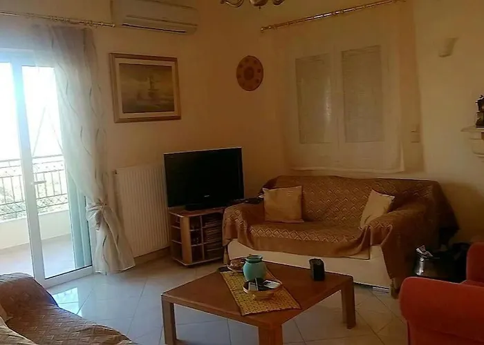 Μεζονέτα 5 Υπνοδωμάτια, Πλήρως Εξοπλισμένη Και Με Φορτιστή Ηλεκτρικού Αυτοκινήτου Villa