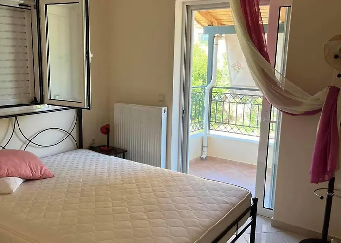 Μεζονέτα 5 Υπνοδωμάτια, Πλήρως Εξοπλισμένη Και Με Φορτιστή Ηλεκτρικού Αυτοκινήτου Arfara